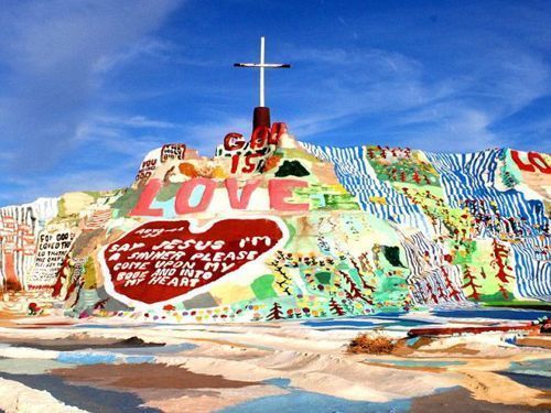 salvation_mountain_03