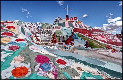 salvation_mountain_06