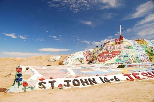 salvation_mountain_07