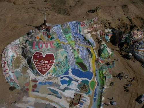 salvation_mountain_15