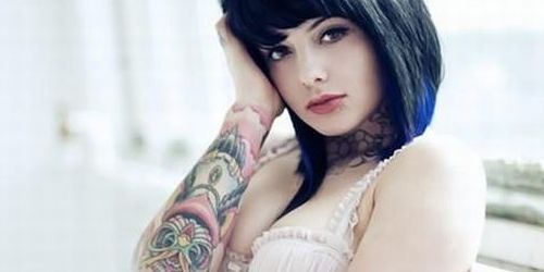 Chicas sexys tatuadas